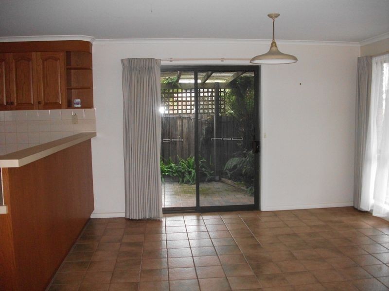 15 Woodward Street, Wy Yung VIC 3875