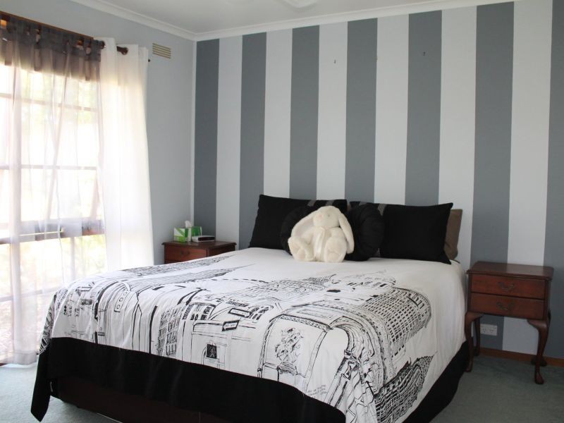 14 Woodward Street, Wy Yung VIC 3875