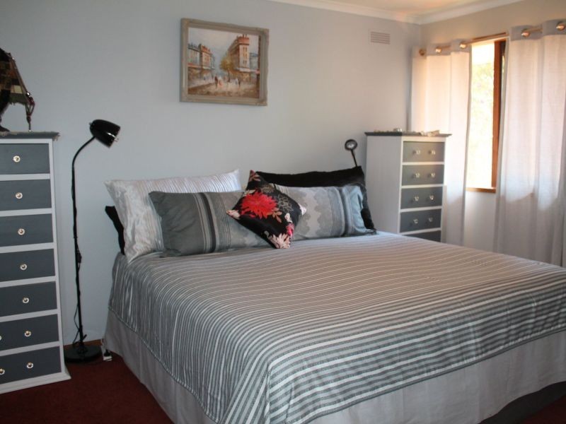 14 Woodward Street, Wy Yung VIC 3875