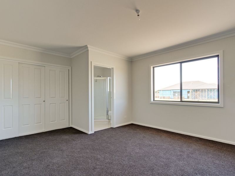 14 Shannon Boulevarde, Bairnsdale VIC 3875