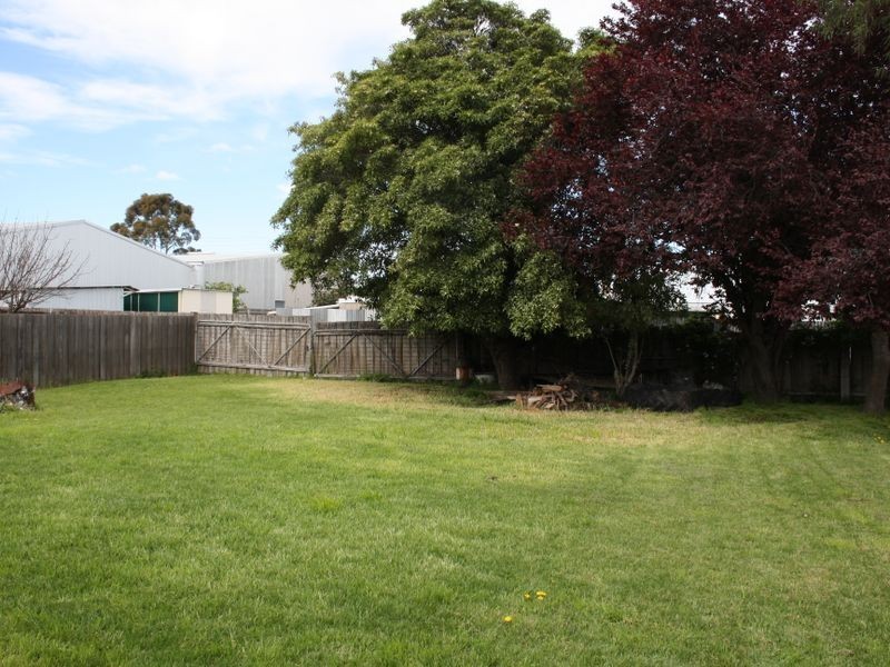 345 Main Street, Bairnsdale VIC 3875