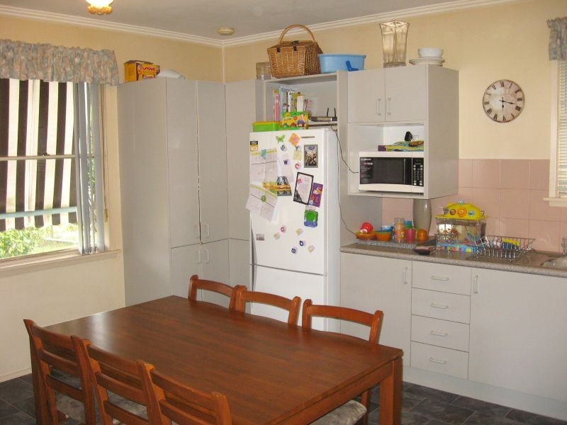 16 Davies Street, Bairnsdale VIC 3875