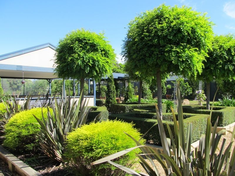 7 Suding Close, Wy Yung VIC 3875