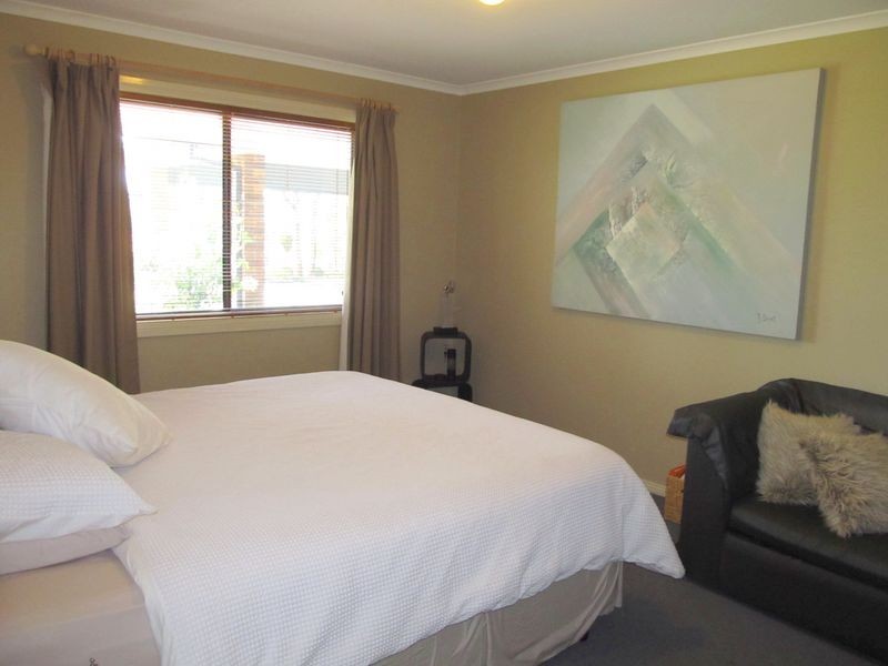 7 Suding Close, Wy Yung VIC 3875