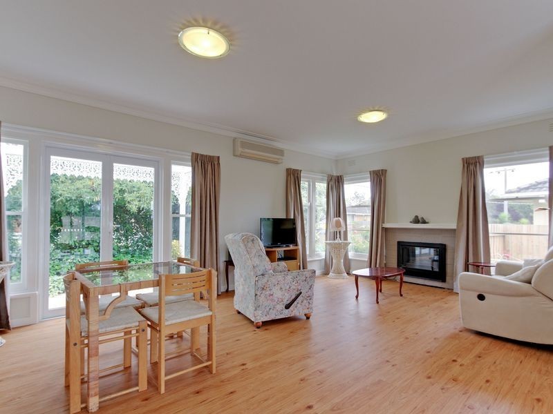 2 Dean Street, Bairnsdale VIC 3875