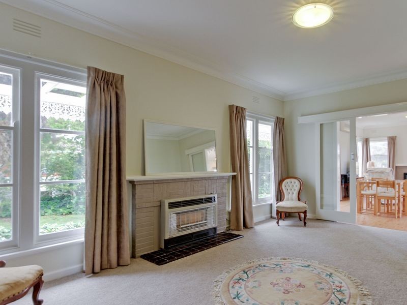 2 Dean Street, Bairnsdale VIC 3875