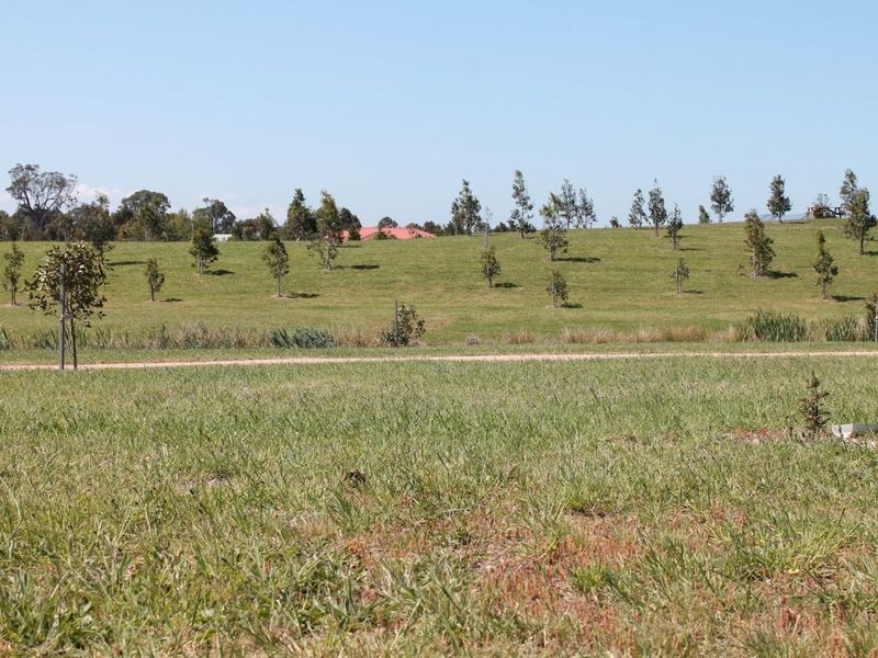 45 Len Cook Drive, Bairnsdale VIC 3875