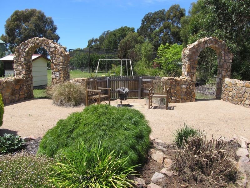 39 Amberly Drive, Nicholson VIC 3882