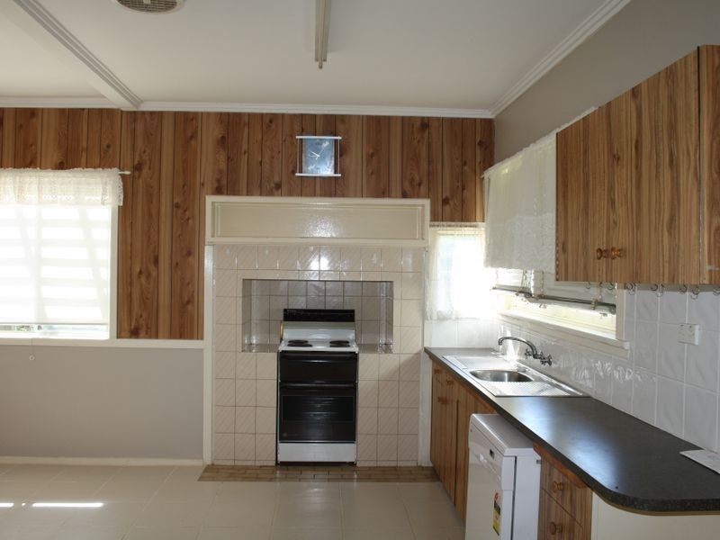 82 Wallace Street, Bairnsdale VIC 3875