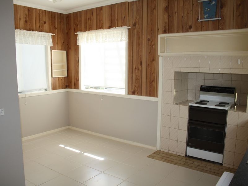 82 Wallace Street, Bairnsdale VIC 3875