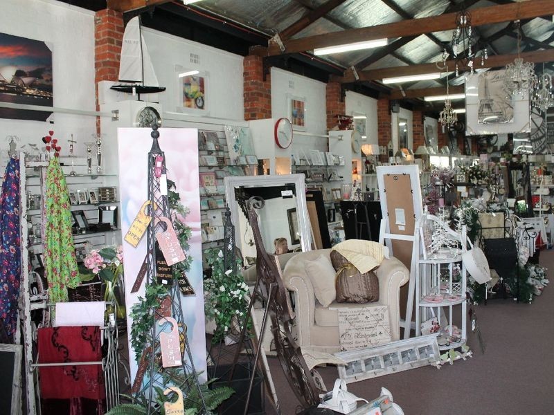 298-300 Main Street, Bairnsdale VIC 3875