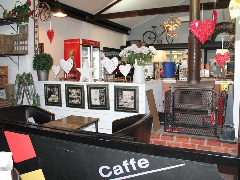 298-300 Main Street, Bairnsdale VIC 3875