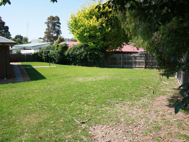 4 Stokes Court, Bairnsdale VIC 3875