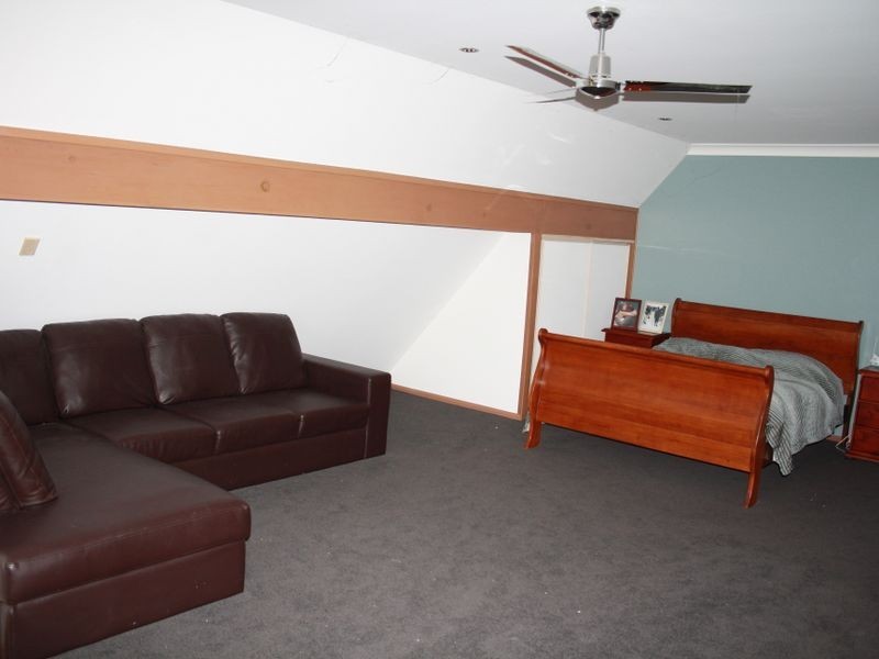 50 Woodward Street, Wy Yung VIC 3875