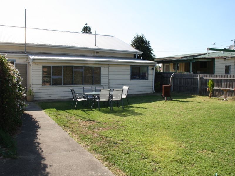 8 Mckean Street, Bairnsdale VIC 3875