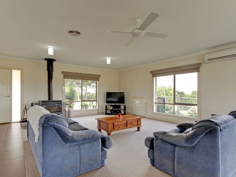 28 Brightside Drive, Bairnsdale VIC 3875