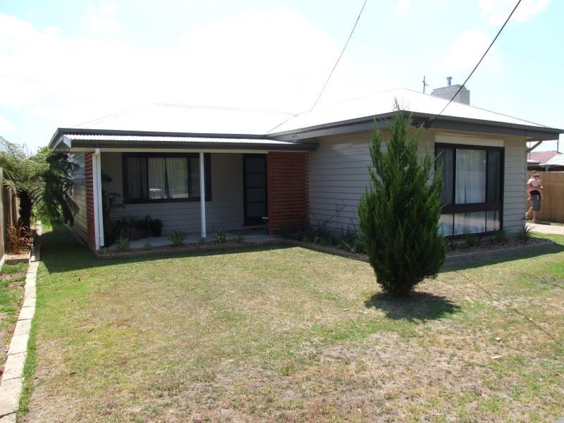 94 Bredt Street, Bairnsdale VIC 3875