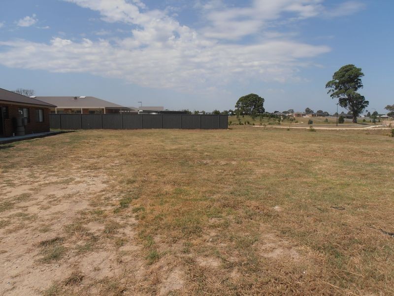 13 Schrader Court, Bairnsdale VIC 3875