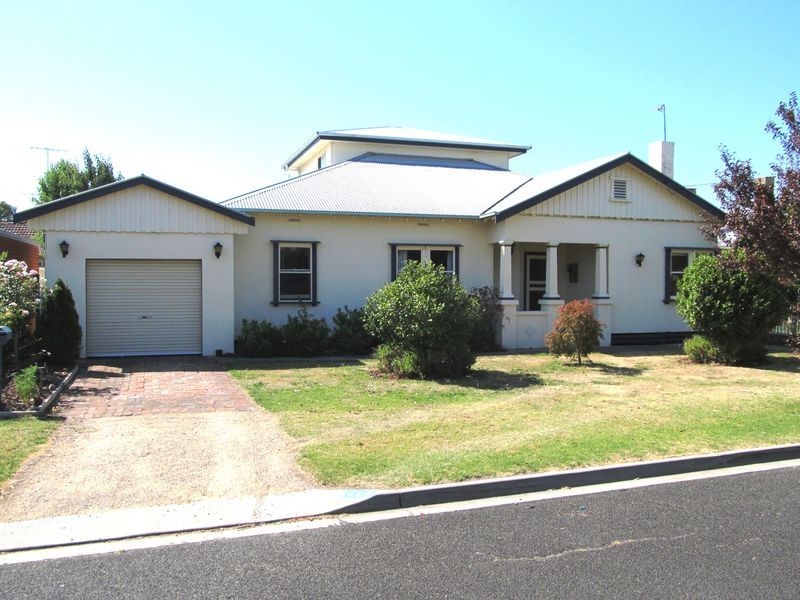 114 Francis Street, Bairnsdale VIC 3875