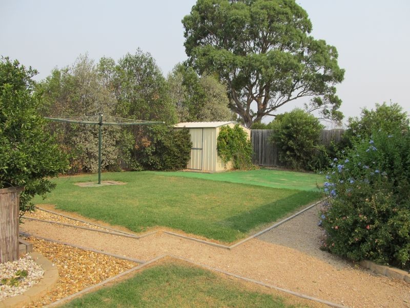 10 Windsor Court, Bairnsdale VIC 3875