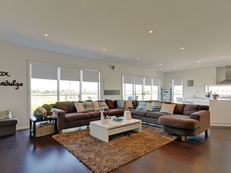 52 The Backwater, Bairnsdale VIC 3875