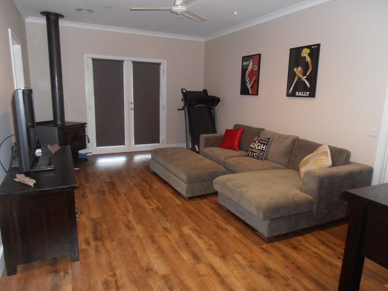 7 Enid Street, Bairnsdale VIC 3875