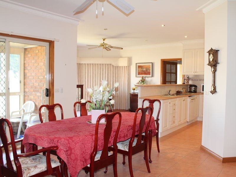 2 Timbarra Drive (Eastwood), Bairnsdale VIC 3875