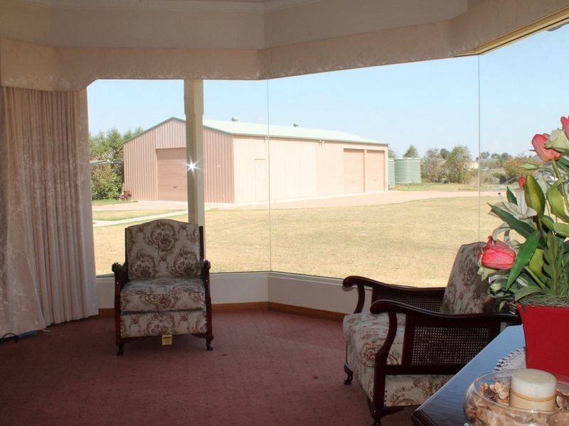 2 Timbarra Drive (Eastwood), Bairnsdale VIC 3875