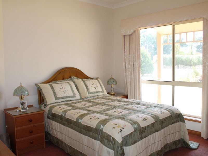 2 Timbarra Drive (Eastwood), Bairnsdale VIC 3875