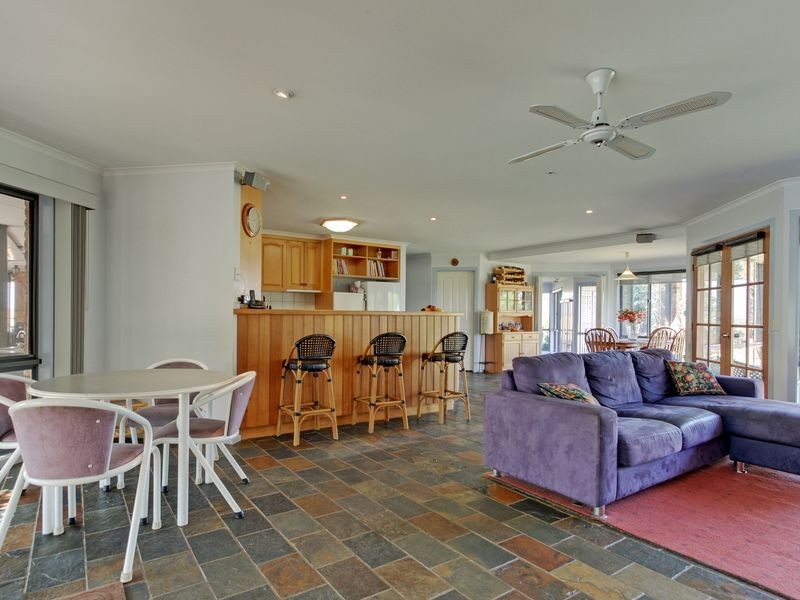 10 Salt Creek Road, Johnsonville VIC 3902