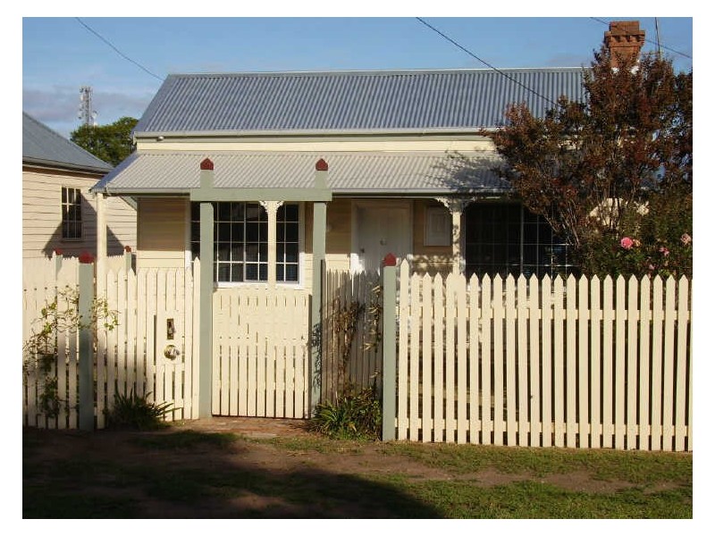 43 Pinnock Street, Bairnsdale VIC 3875