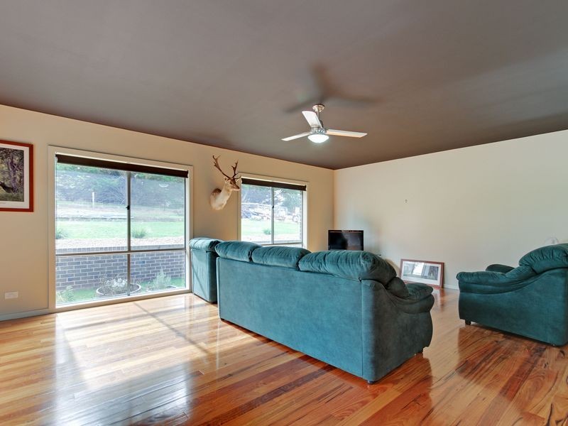110 Clifton West Rd, Wy Yung VIC 3875
