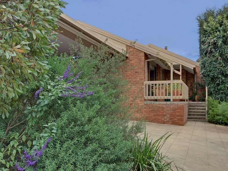 8 Patricia Street, Bairnsdale VIC 3875