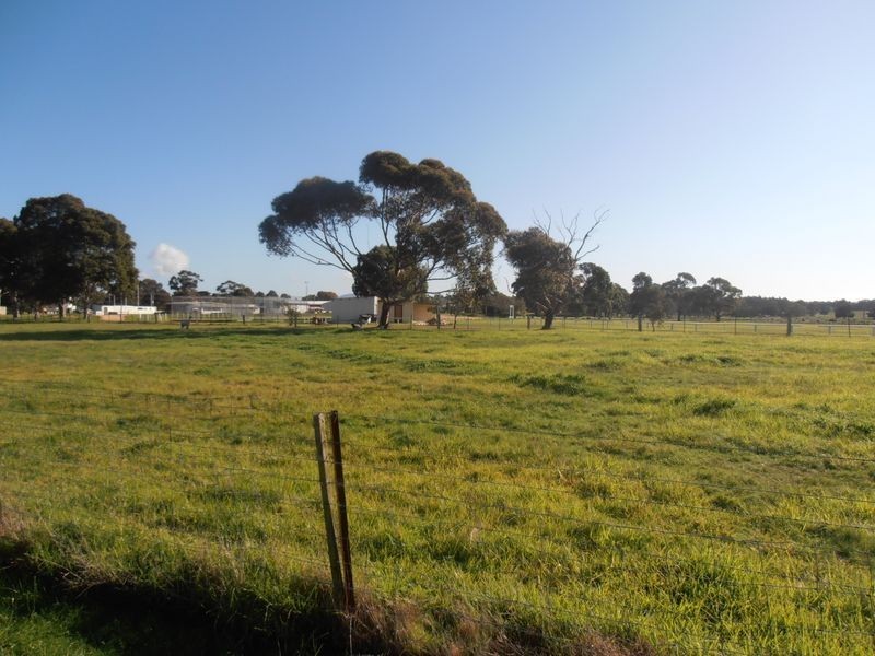 46 Charles Street, Lucknow VIC 3875