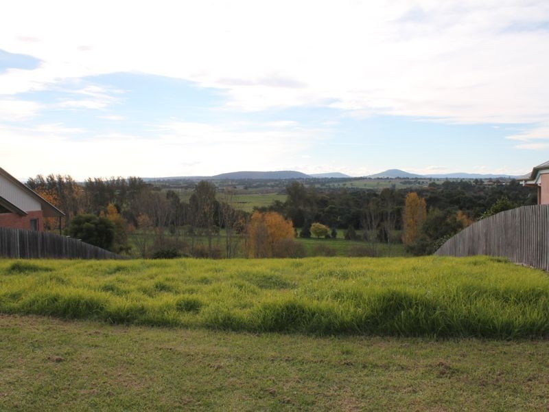 49 Harnham Drive, Bairnsdale VIC 3875