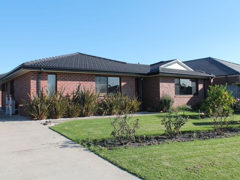 1/11 Georgia Court, Bairnsdale VIC 3875