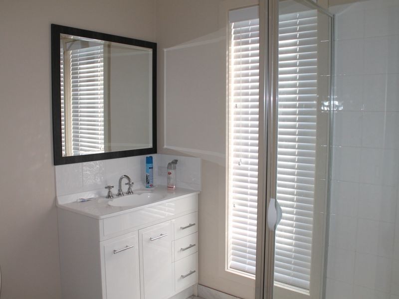 2/11 Georgia Court, Bairnsdale VIC 3875