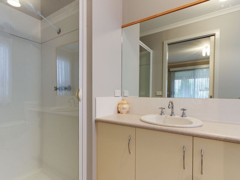 12 Phoebes Way, Bairnsdale VIC 3875
