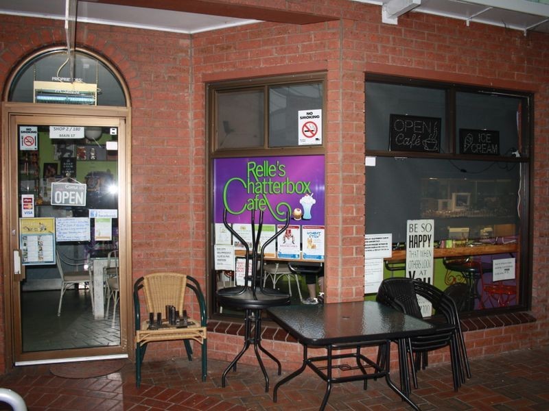 2/180 Main Street (Campbells Arcade), Bairnsdale VIC 3875