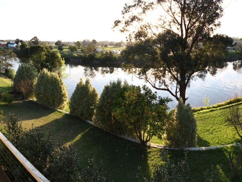 12 Robb Street, Bairnsdale VIC 3875