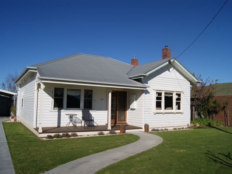 105 Pearson Street, Bairnsdale VIC 3875