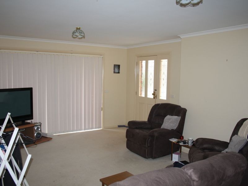 2/5 Dwyer Street, Bairnsdale VIC 3875