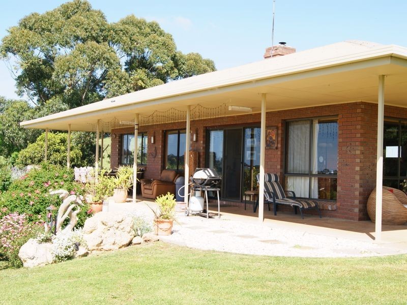 66 Johnsons Road, Tambo Upper VIC 3885