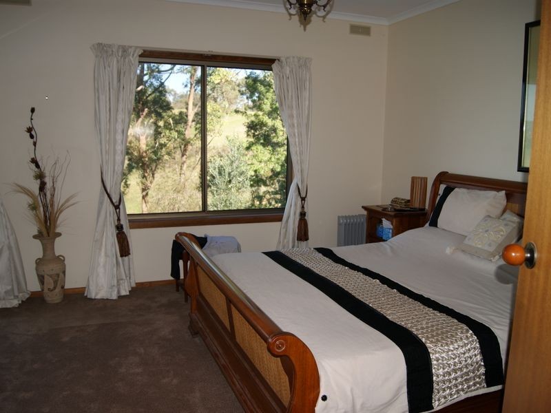 66 Johnsons Road, Tambo Upper VIC 3885