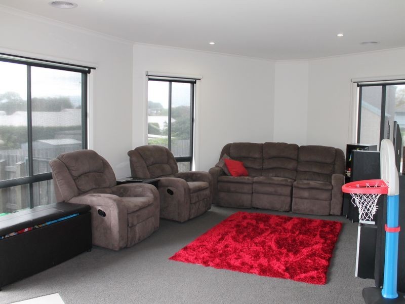 2/12 Patricia Street, Bairnsdale VIC 3875