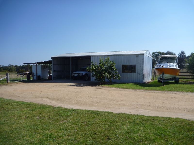 80 Olivers Road, Bairnsdale VIC 3875