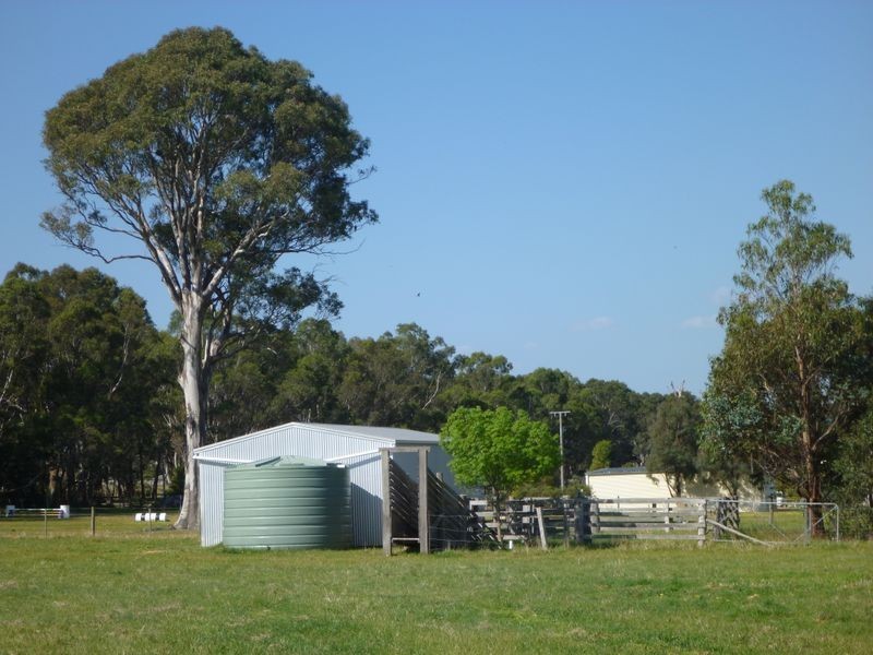 80 Olivers Road, Bairnsdale VIC 3875