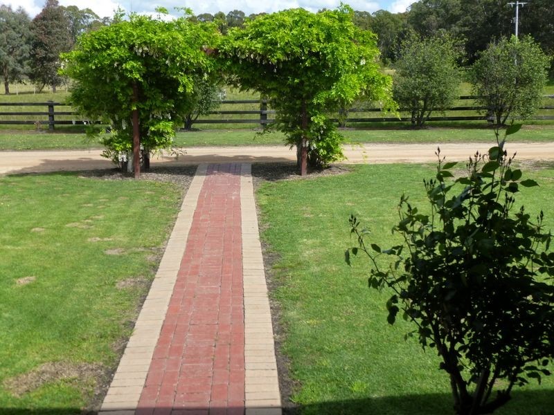 80 Olivers Road, Bairnsdale VIC 3875