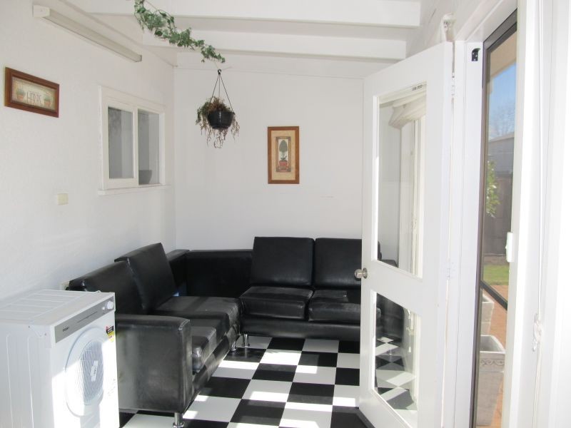 8 Anderson Street, Bairnsdale VIC 3875