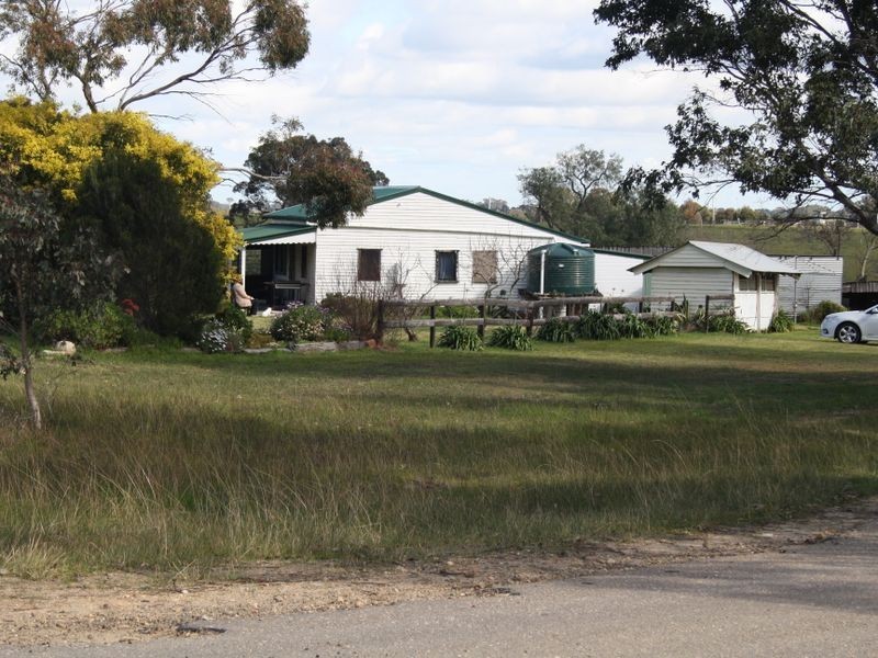 11 Harmans Road, Johnsonville VIC 3902